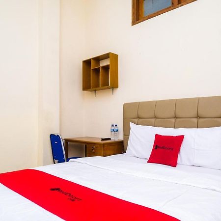 Reddoorz Syariah @ Griya Thamrin Manahan Solo 외부 사진