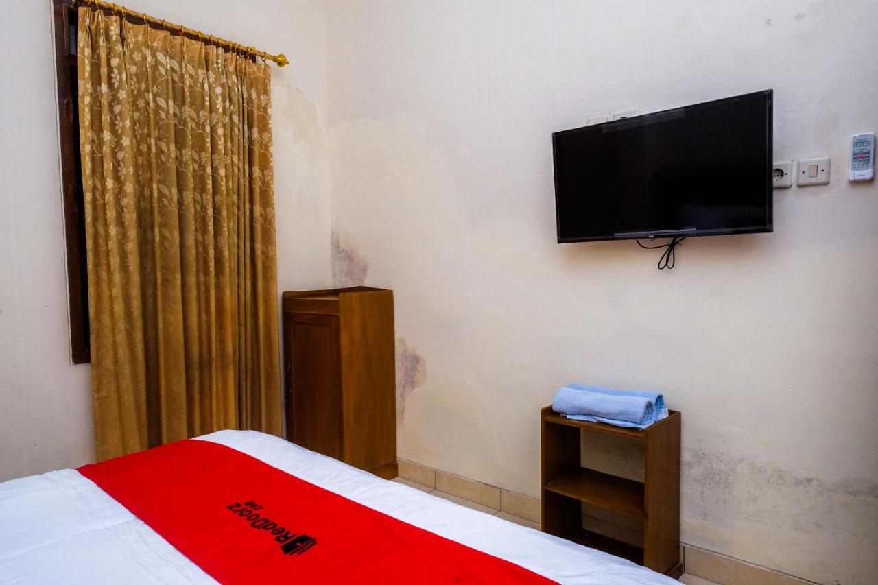 Reddoorz Syariah @ Griya Thamrin Manahan Solo 외부 사진